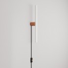 Lampe mit Stecker, Metallfinish und linearer LED S14d-Lampe