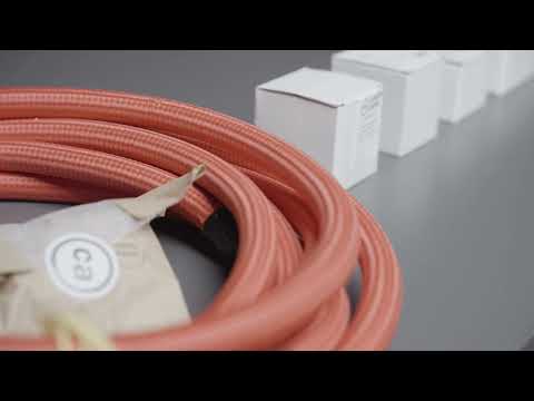 Carica video: 