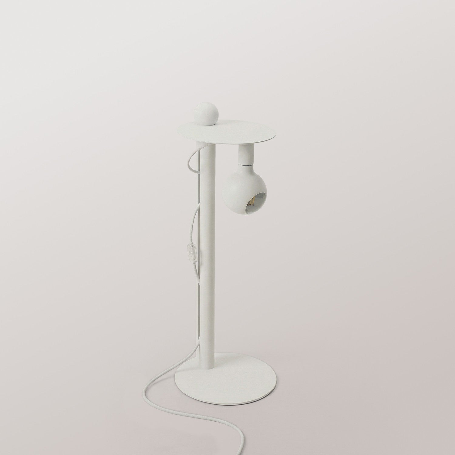 Rocco - Lampada da terra con spina UK e lampadina Camo - Bianco